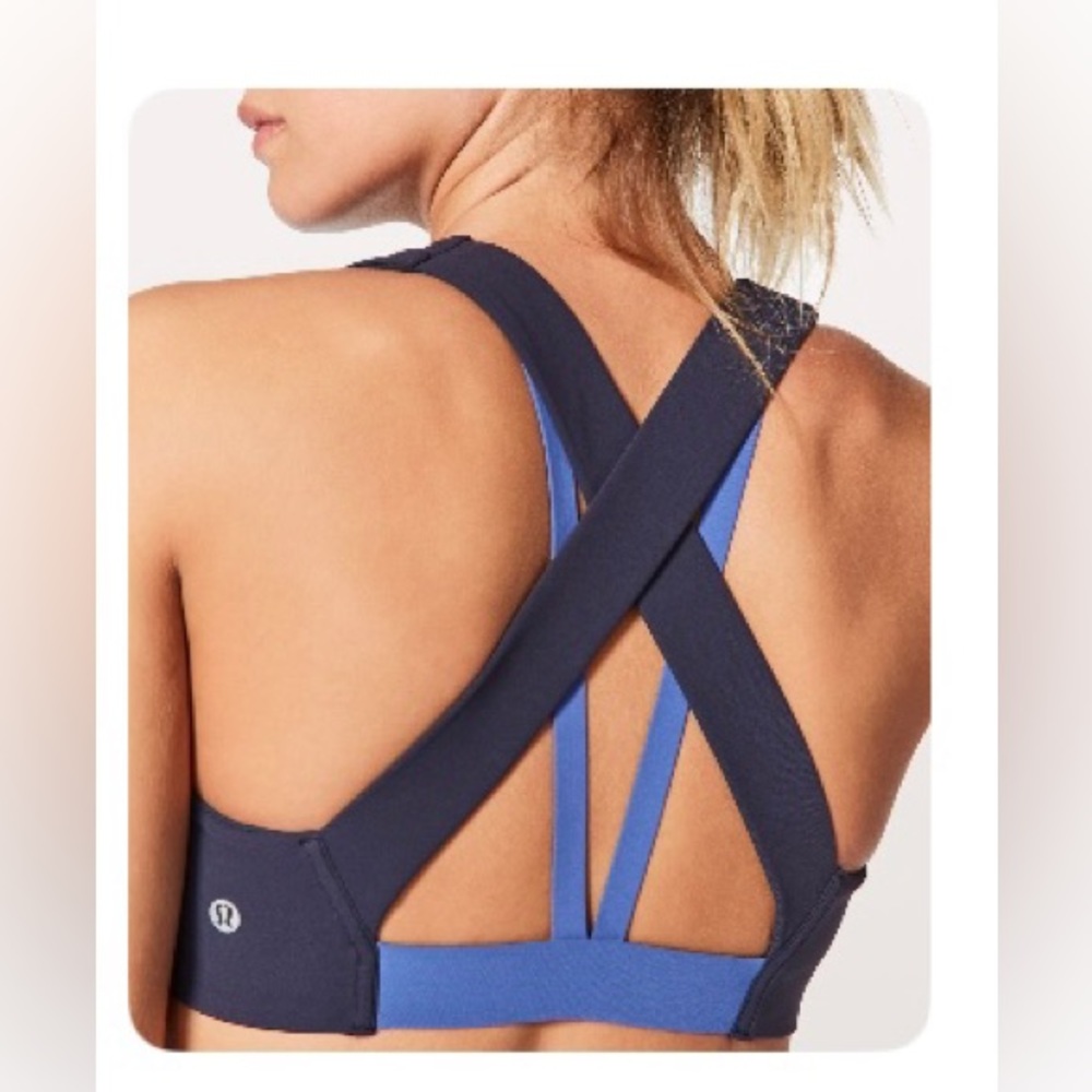 Lululemon Sweat Times bra size 4. Two-toned blue.